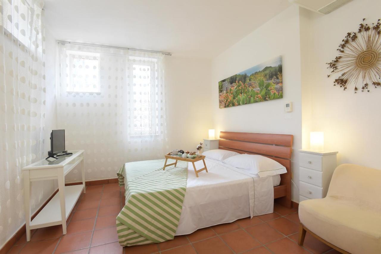Bio&B Acquaviva Bed and Breakfast Otranto Exteriör bild